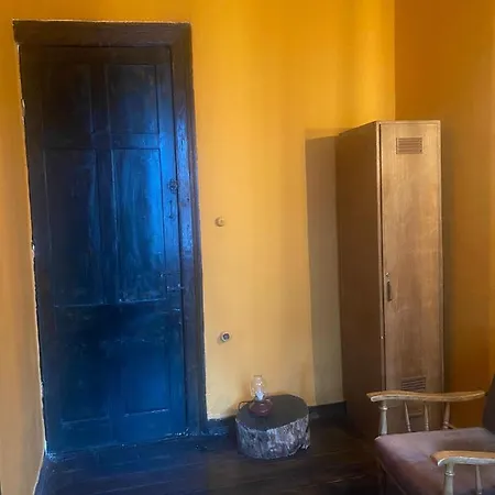 Vakana House