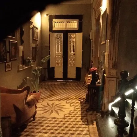 Vakana House